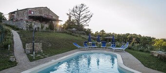 Apartment B with Pool San Ansano