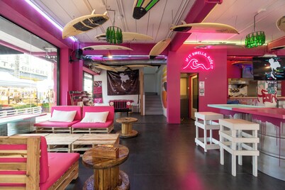 Slumber Party Surf Kata Phuket