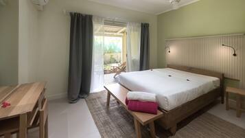 Family Apartment | In-room safe, free WiFi, bed sheets