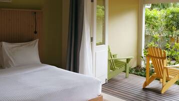 Family Apartment | In-room safe, free WiFi, bed sheets