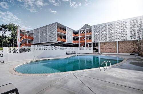 The Admiral Apartments