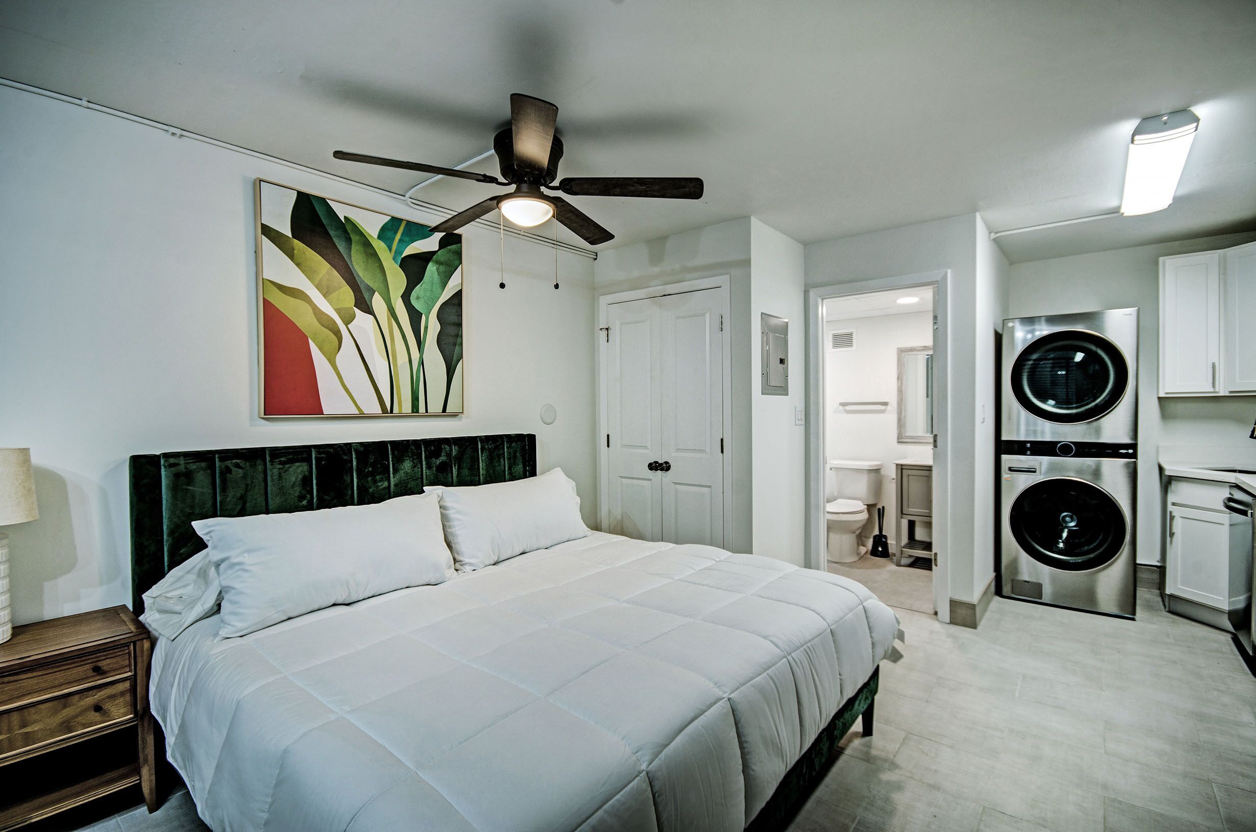 Luxury Studio Suite | Individually furnished, free WiFi