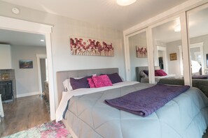 1 bedroom, desk, free WiFi, bed sheets