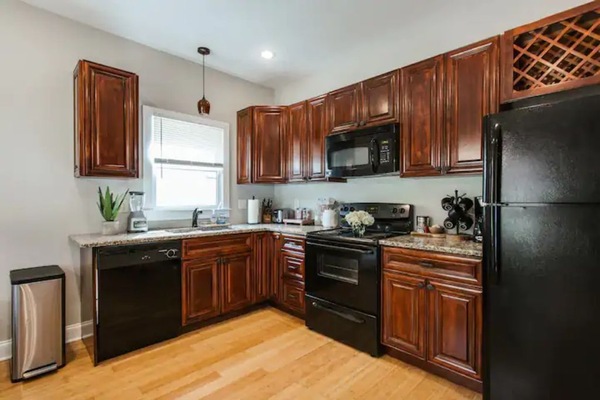 Refrigerador, microondas, horno, placa de cocina