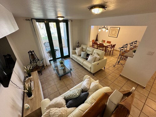 Enjoy the beautiful beach villa of Boqueron. Relax in stress-less beach ambiance