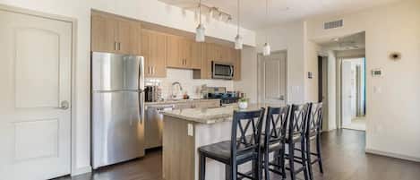 Fridge, microwave, oven, stovetop