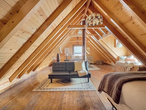 4 Schlafzimmer, Zimmersafe, Schreibtisch, Bügeleisen/Bügelbrett