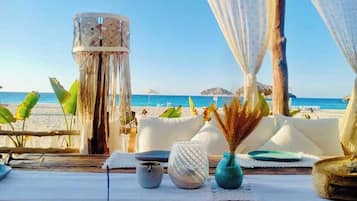 Beach nearby, sun loungers