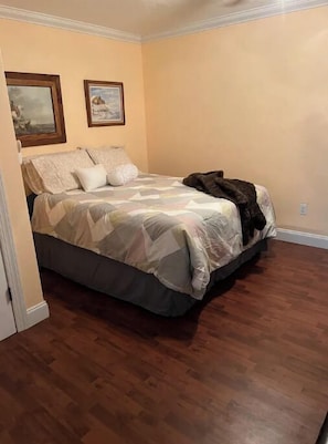 5 bedrooms