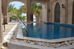Pool - Rare Gem - 5 BHK Villa @ Taj-Grandeur, Palm Jumeirah (DUBAI)