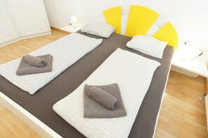 2 Schlafzimmer, Bügeleisen/Bügelbrett, kostenloses WLAN, Bettwäsche