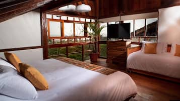 Superior Quadruple Room | Down comforters, minibar, in-room safe, blackout drapes