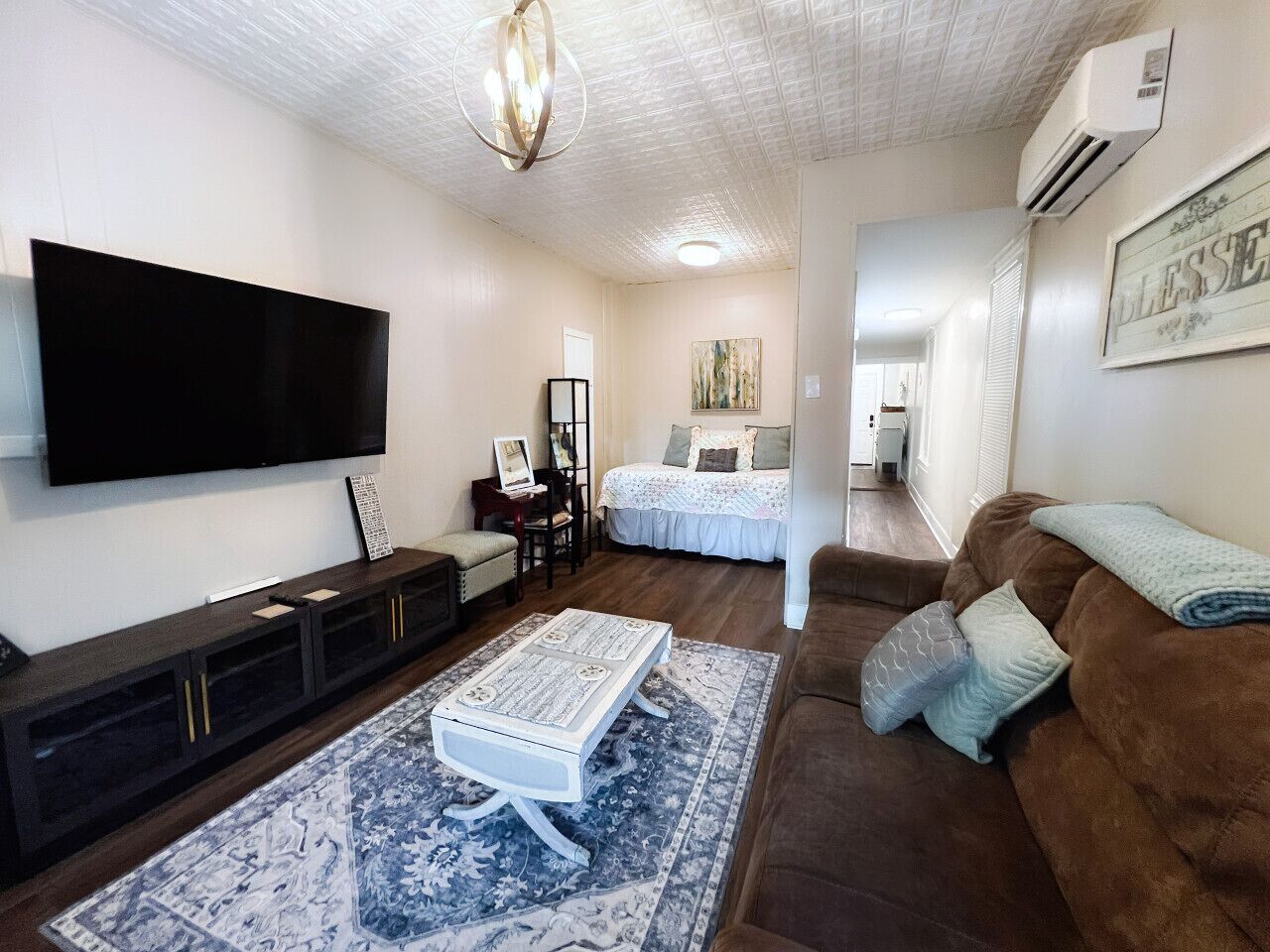 1 bedroom, desk, iron/ironing board, travel crib