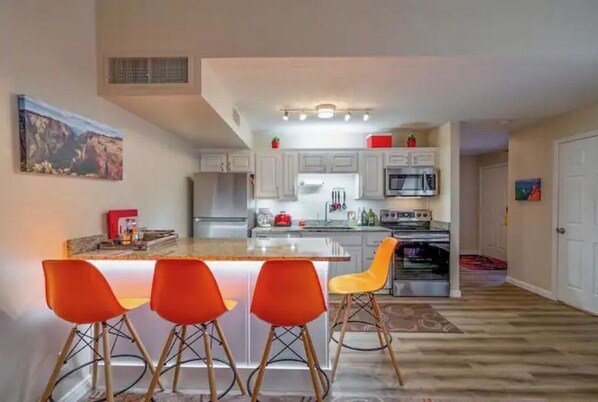 Fridge, microwave, oven, stovetop