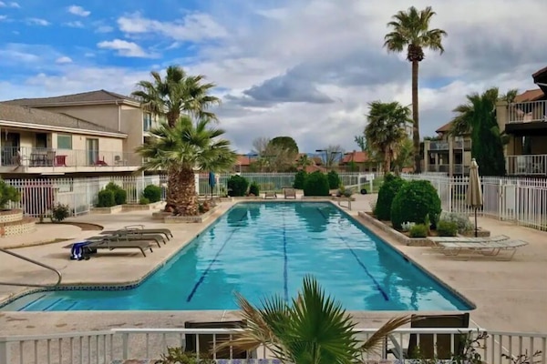 Piscine extérieure, piscine chauffée