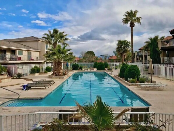 Outdoor pool, a heated pool