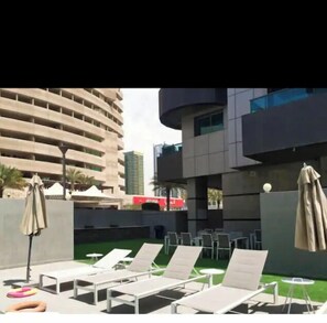 Terrace/patio - Gorgeous— Apartment close to JBR Beach and Metro (Dubai)