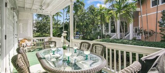 Coral Palm by Avantstay Key West Walkable Gated Community & Shared Pool