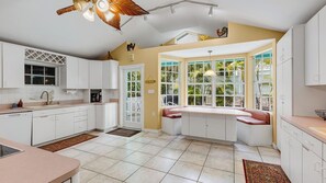 Interior - Casa Grande by Avantstay Dt Key West Near South Beach w/ Pool (Key West)