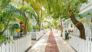 Interior - A Place In Paradise by Avantstay Key West Walkable w/ Shared Pool Month Long Stays Only (Key West)