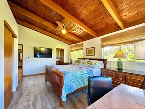 3 chambres, bureau, fer et planche à repasser, accès au Wi-Fi (inclus)