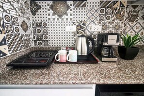 Fridge, microwave, stovetop, electric kettle