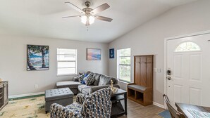 Basic House, Multiple Beds | Living room - Comfy House in Tampa Pool BBQ Hammocks Gazebo Parking (Tampa)