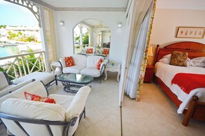 2 Schlafzimmer, Schreibtisch, Bügeleisen/Bügelbrett, kostenloses WLAN