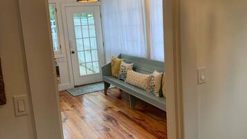 智能电视、壁炉