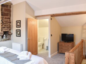 1 室のベッドルーム、WiFi (無料)、ベッドシーツ