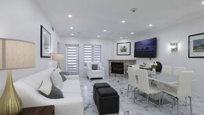 Smart TV - Gorgeous getaway spot!!! (Oro)