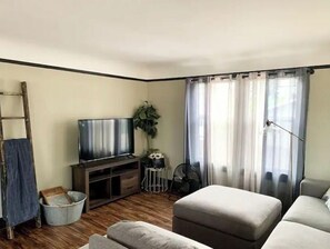 3 soveværelser, skrivebord, strygejern/strygebræt, Wi-Fi (tillægsgebyr)