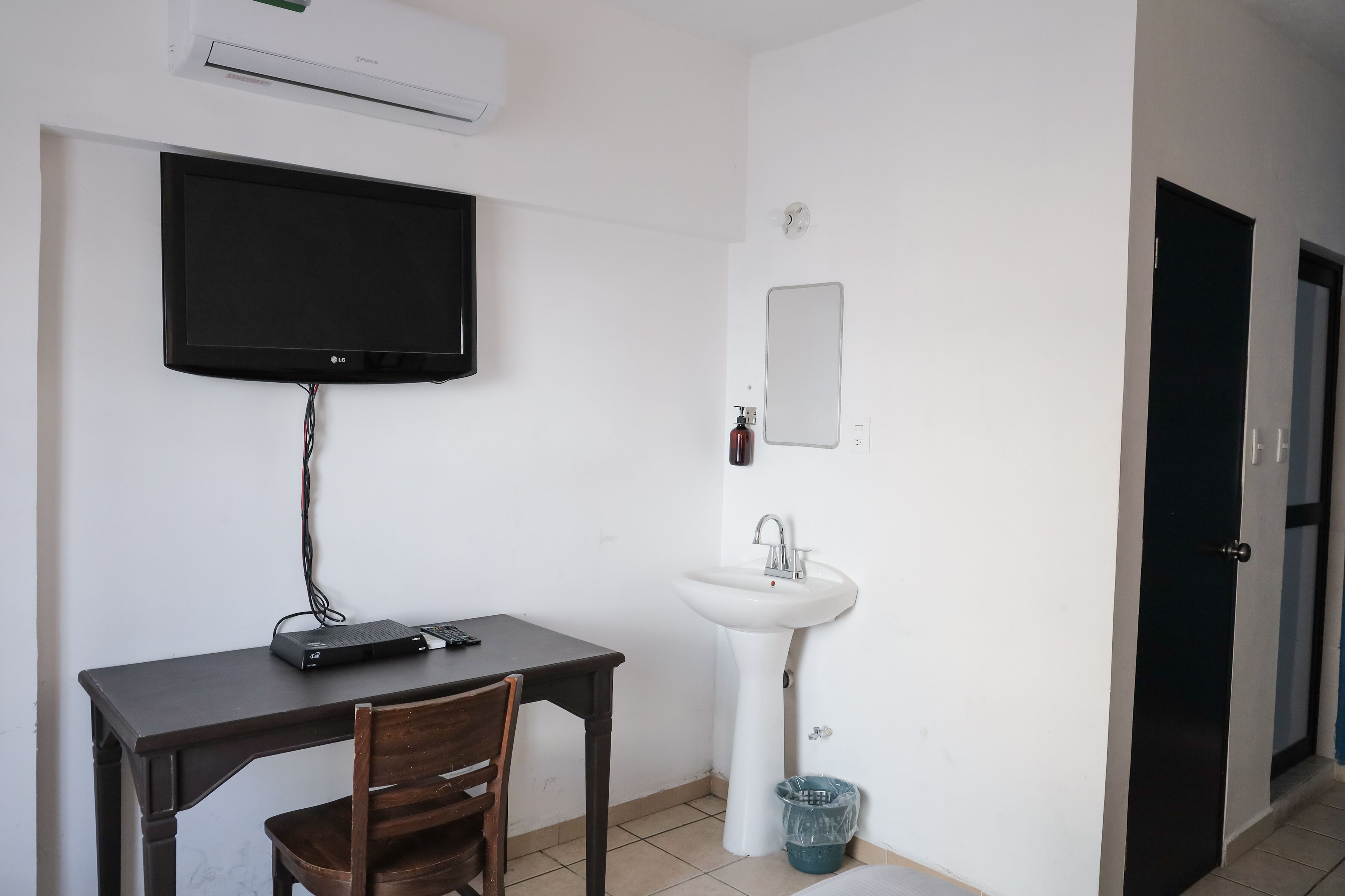 Photo - ANTIQUE Guest House Fundidora