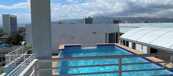 Gated Luxury New Kingston 1 Bdrm Condo Pool & Gym