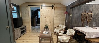 Charming Camp on quiet Richardson Pond