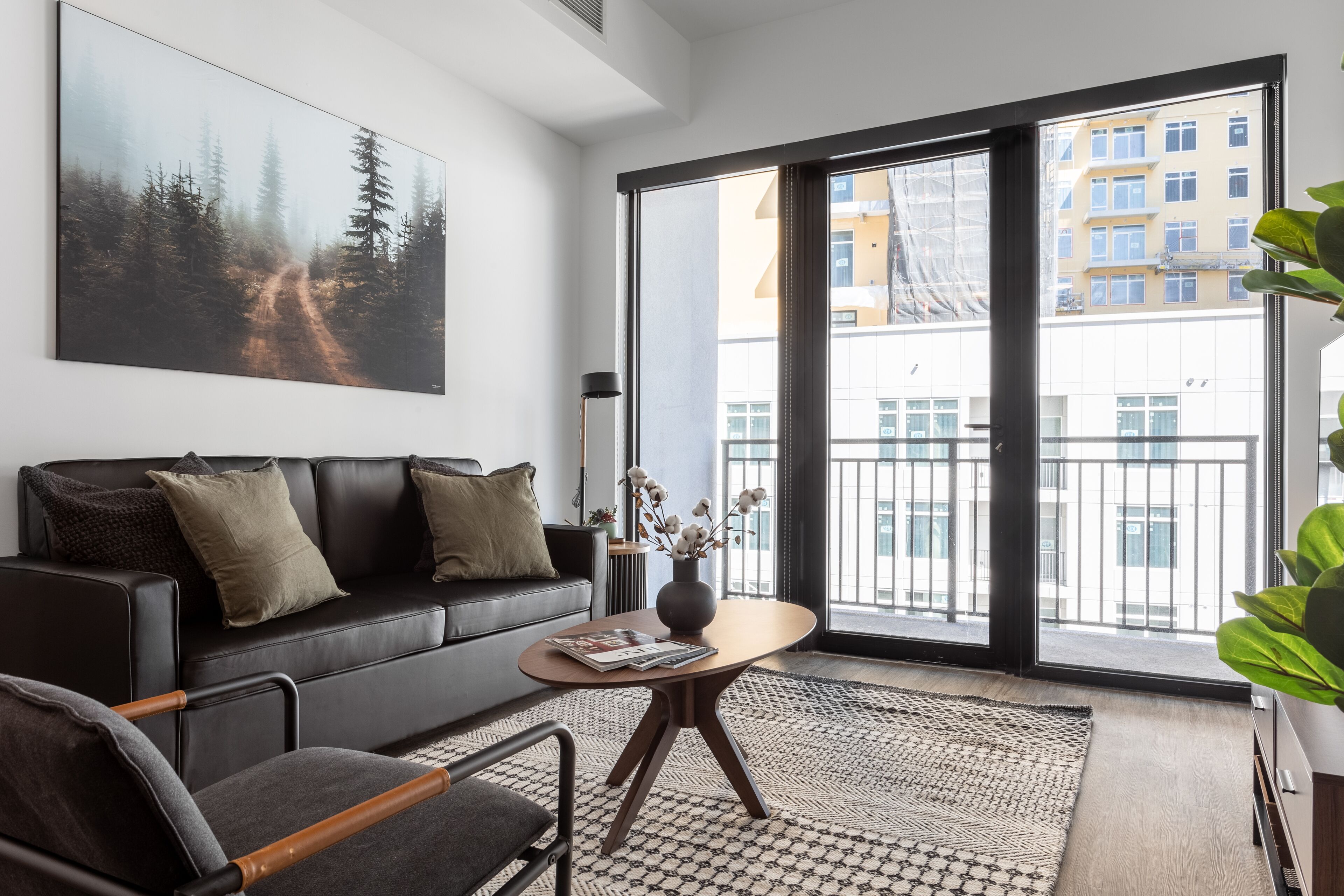 Apartemen Premium, 1 Tempat Tidur King | Seprai premium, busa memori, dan ruang kerja ramah laptop