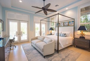 5 bedrooms, in-room safe, desk, iron/ironing board