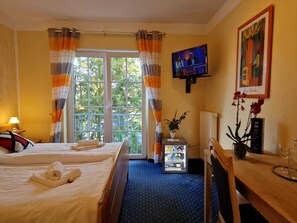 Deluxe Double Room | Free WiFi - Hotel Altstadt am Effelder-See (Wassenberg)