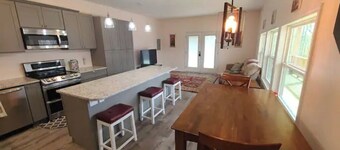 Serene Cottage & Wooded Retreat w Huge Porch!