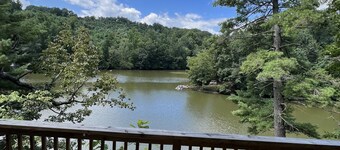 Waterfront home with 3 bedrooms and free parking