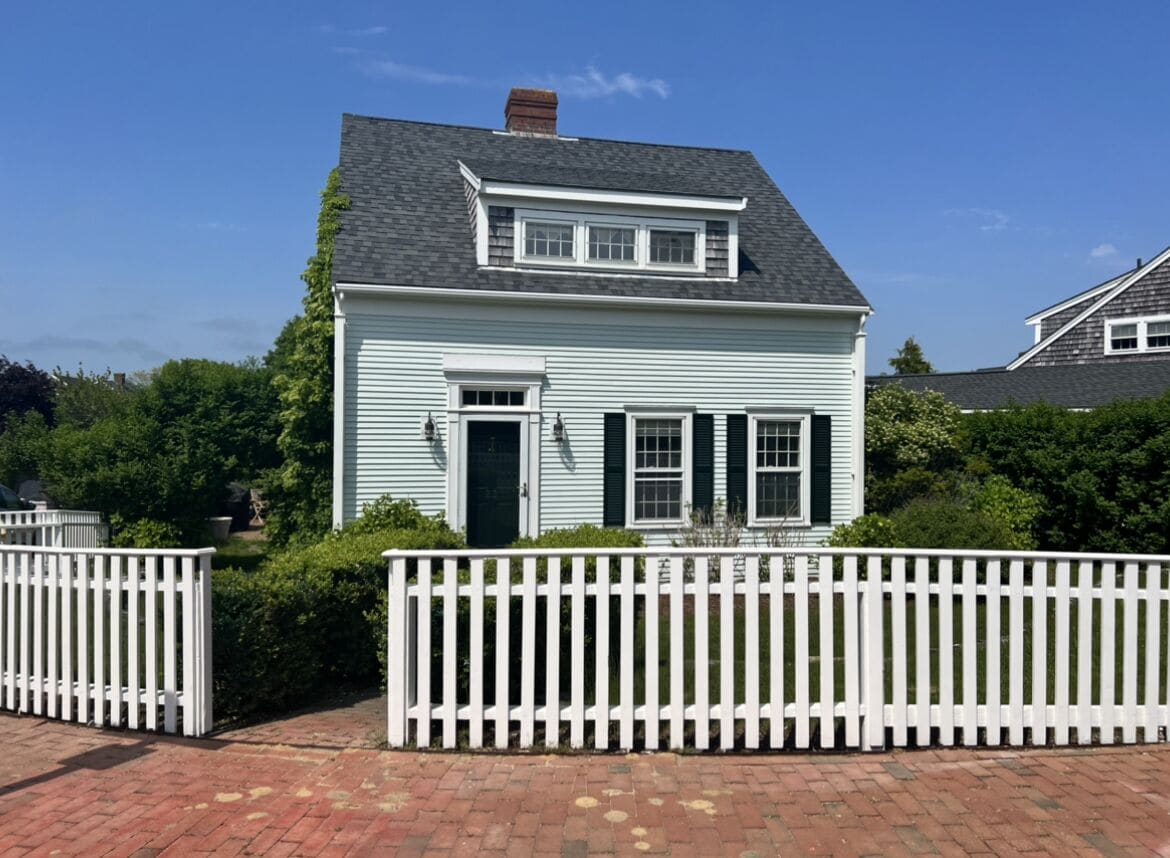 Charming Jewel Box in Naushop, sleeps 10...