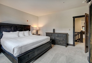 Townhome, 4 Bedrooms