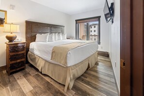 Apartment, 1 Schlafzimmer | Zimmersafe, individuell dekoriert, individuell eingerichtet
