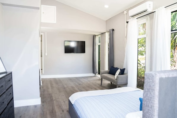 Casa básica, varias camas | 3 habitaciones, escritorio y espacio para trabajar con laptop 