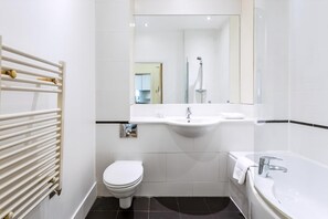 Apartment | Bathroom