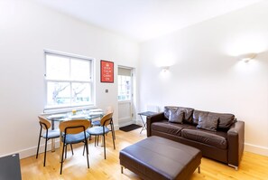 Apartment | Living room