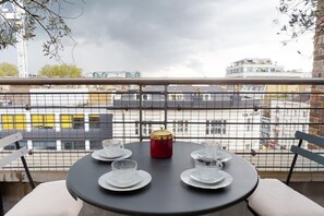 Basic-Apartment, 1 Doppelbett und Schlafsofa | Balkon