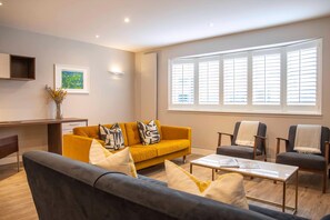 Apartment | Living room - Stunning Rare Soho Gem (London)