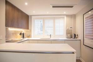 Apartment | Private kitchen - Stunning Rare Soho Gem (London)