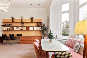 Leilighet – basic, 1 queensize-seng | Spiseområde